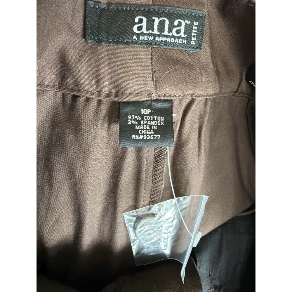 ana A New Approach Brownie Chino Shorts‎ Womens 10P Petite Stretch Buckle NWT